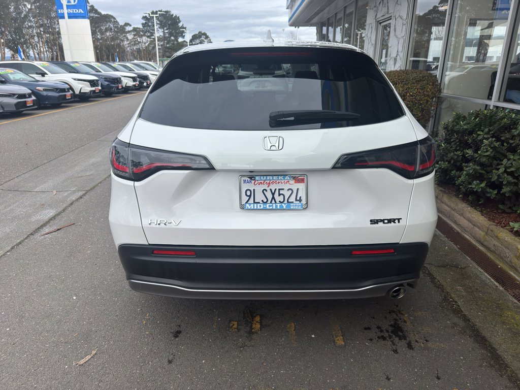 Used 2024 Honda HR-V Sport image 11
