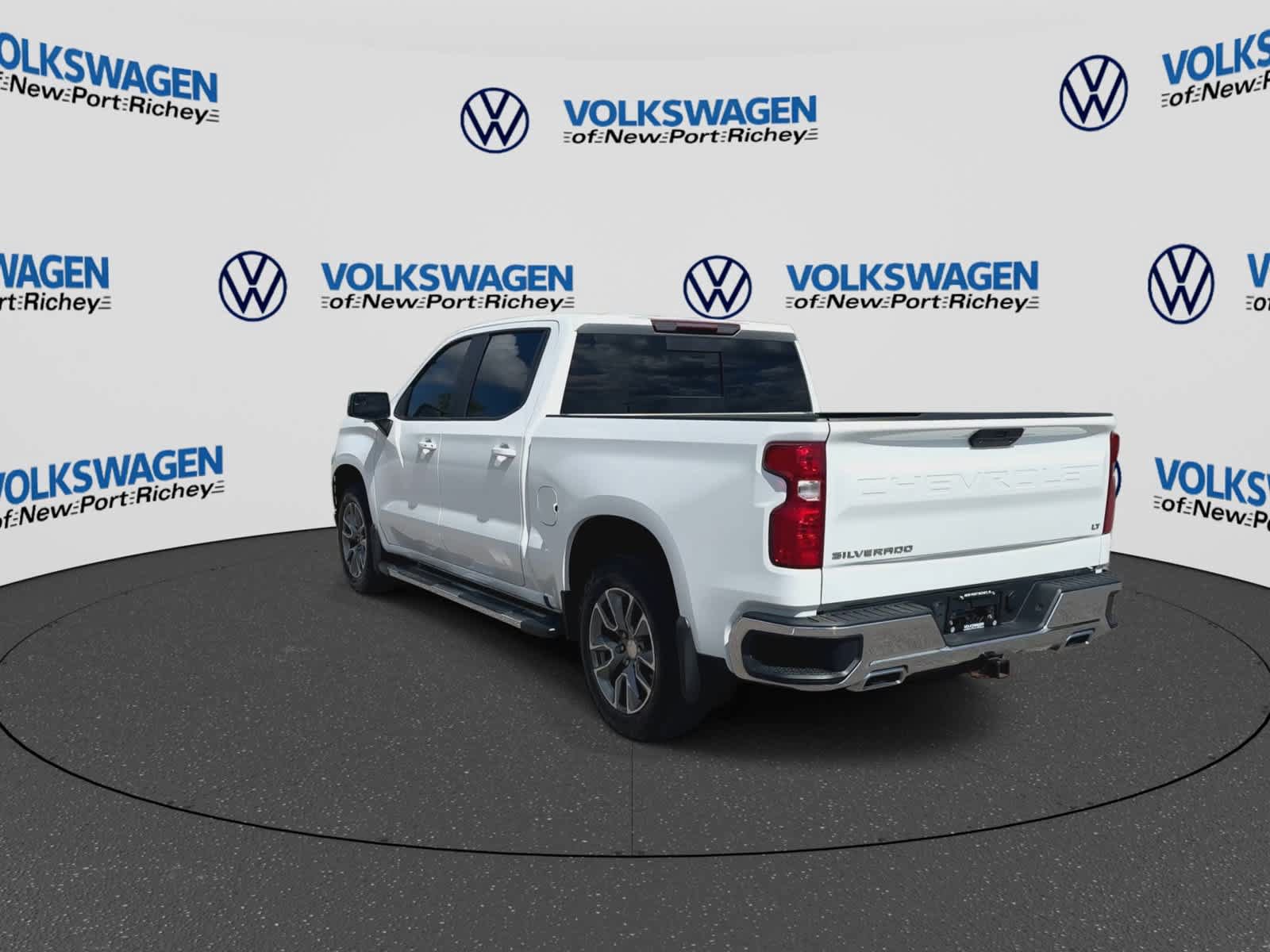 Used 2021 Chevrolet Silverado 1500 LT w/ True North Edition Plus AWD/4WD image 6