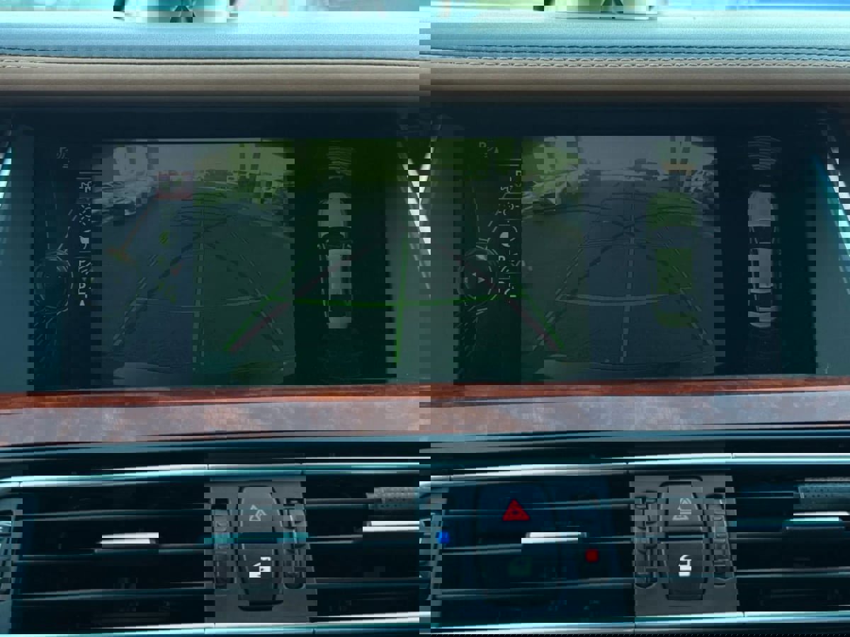 Used 2013 BMW ALPINA B7 image 60