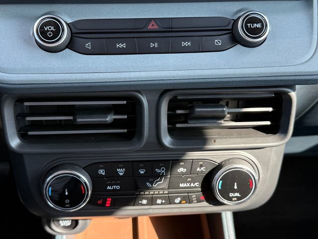 Certified 2023 Ford Maverick Lariat w/ Lariat Luxury Package image 12