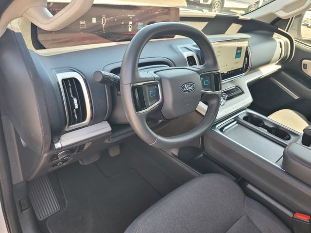Certified 2025 Ford Expedition Max Active AWD/4WD image 9