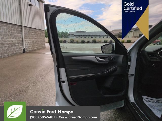 Certified 2025 Ford Escape Platinum AWD/4WD image 12
