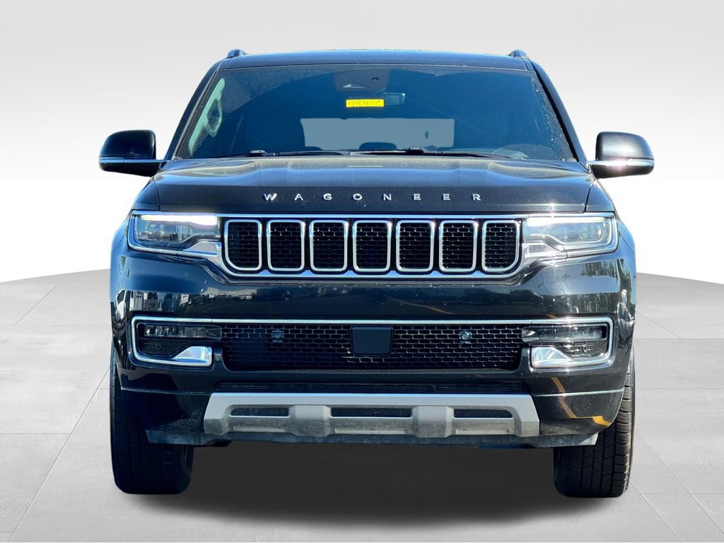 Used 2023 Jeep Wagoneer Series II AWD/4WD image 2