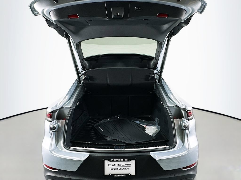 New 2026 Porsche Cayenne Coupe AWD/4WD image 27