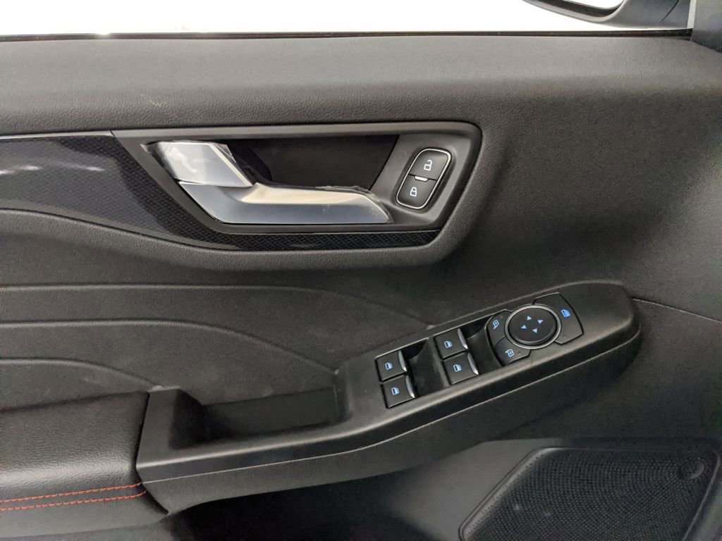 New 2026 Ford Escape ST-Line w/ Tech Pack #1 image 21