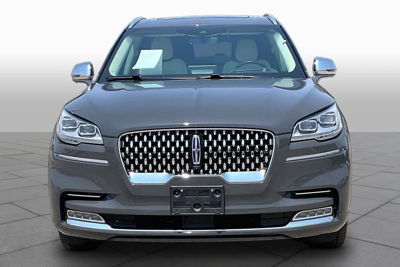 Used 2020 Lincoln Aviator Black Label Grand Touring w/ Class IV Trailer Tow Package AWD/4WD image 4