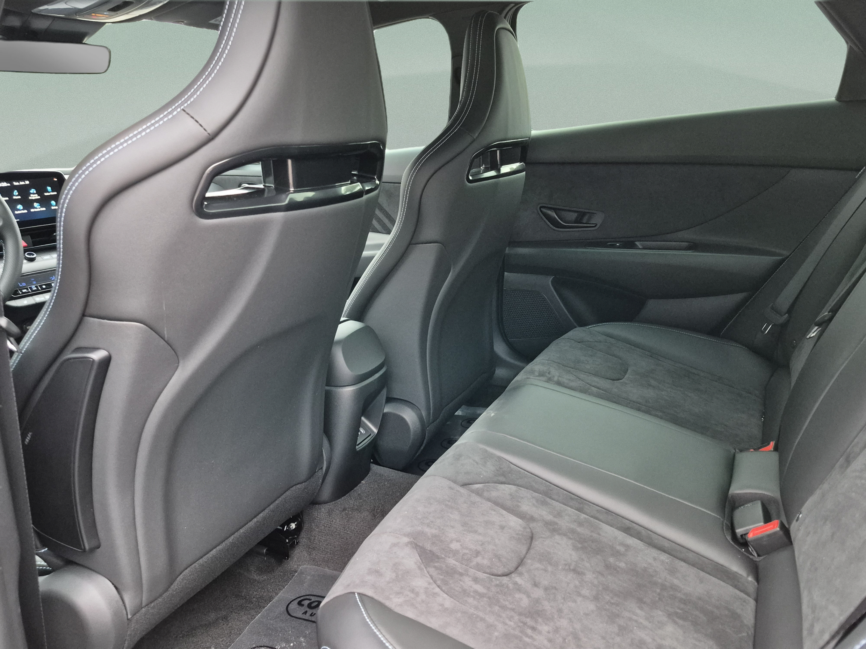 New 2026 Hyundai Elantra N FWD image 15
