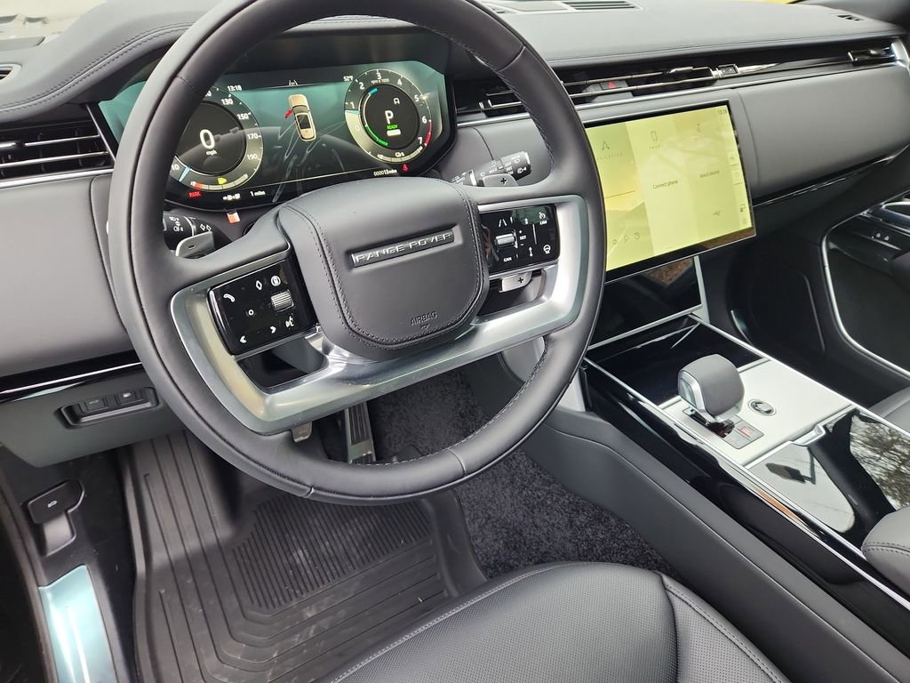 New 2026 Land Rover Range Rover SE image 15