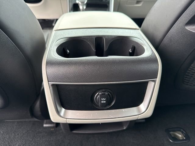 Used 2024 Kia Carnival LX image 36