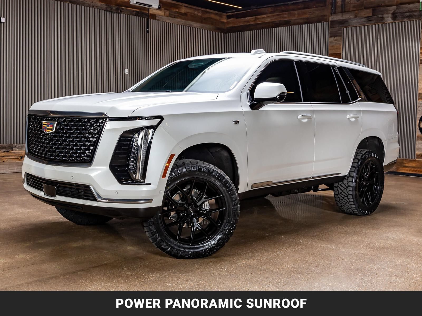 Used 2025 Cadillac Escalade Premium Luxury w/ LPO, Floor Liner Package AWD/4WD image 5