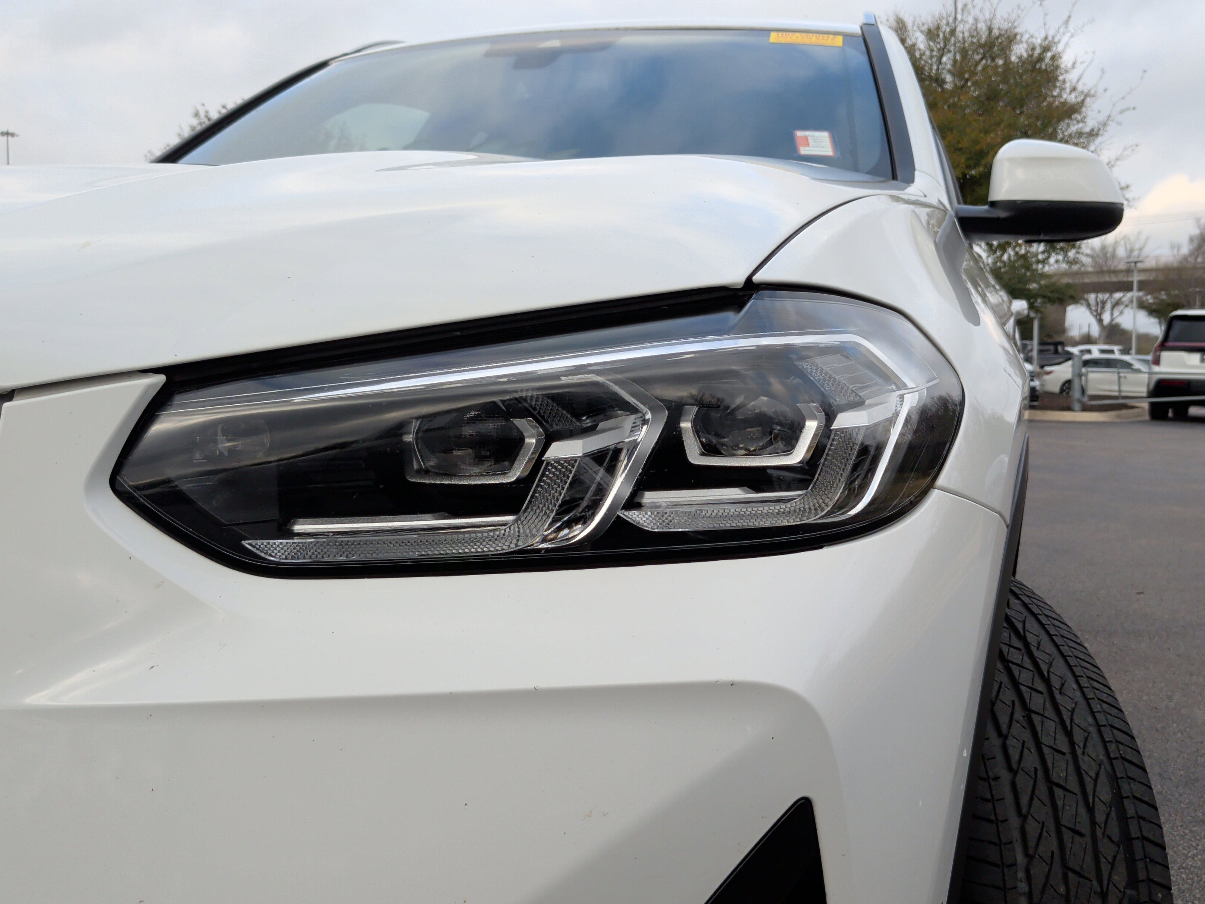 Used 2024 BMW X3 sDrive30i w/ Convenience Package image 3