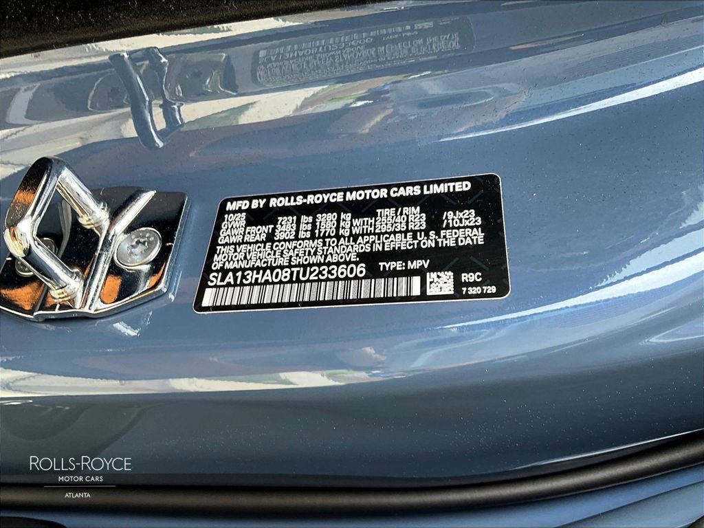 Certified 2026 Rolls-Royce Cullinan image 28