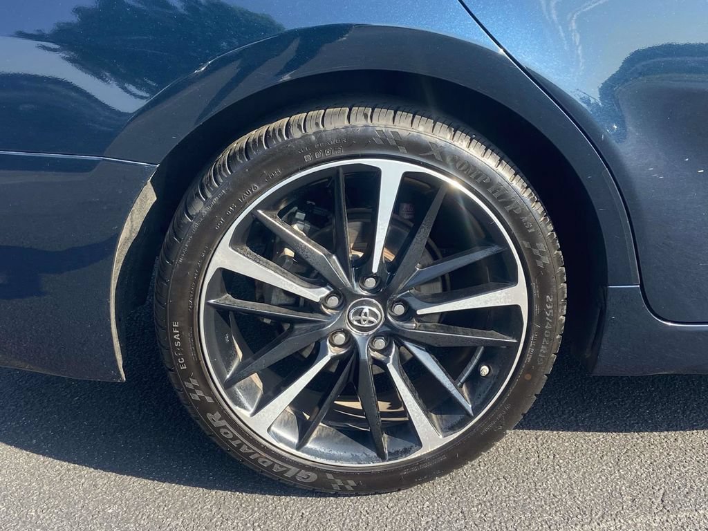 Used 2018 Toyota Camry XSE w/ Audio Package FWD image 8