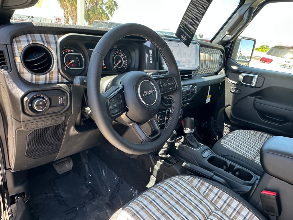 New 2026 Jeep Gladiator Sport AWD/4WD image 16