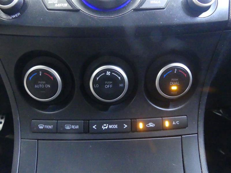 Used 2012 MAZDA MAZDA3 Touring w/ Mazdaspeed Tech Pkg FWD image 12