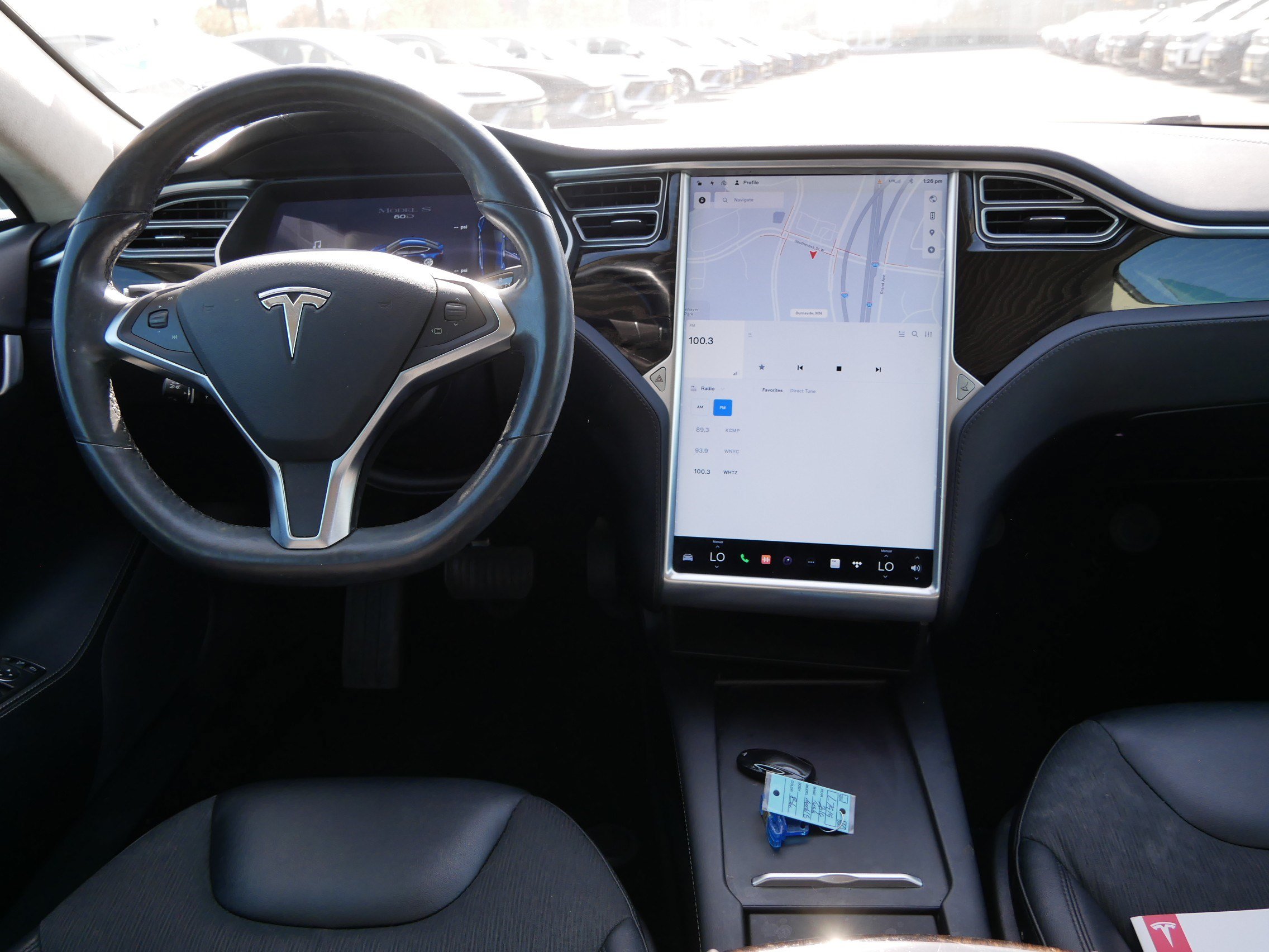 Used 2016 Tesla Model S AWD image 10