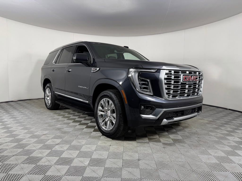 Used 2025 GMC Yukon Denali image 3
