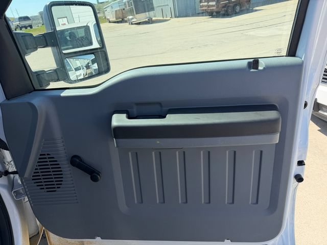 Used 2015 Ford F350 XL w/ Snow Plow Prep Package AWD/4WD image 26