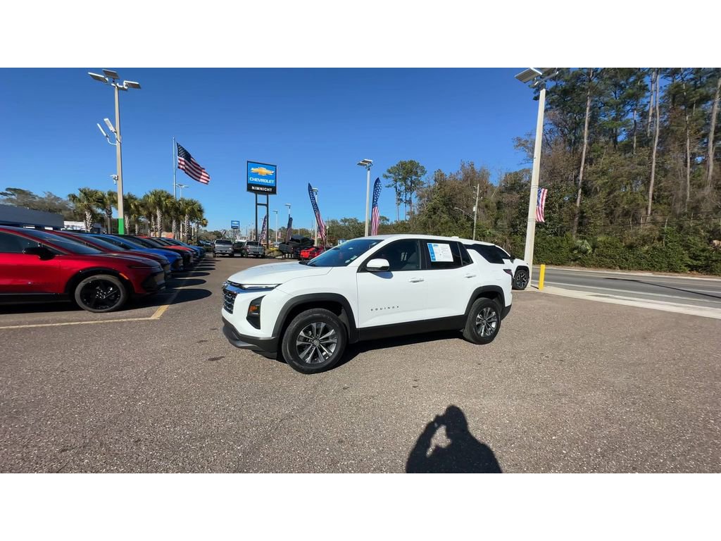 Used 2025 Chevrolet Equinox LT image 4