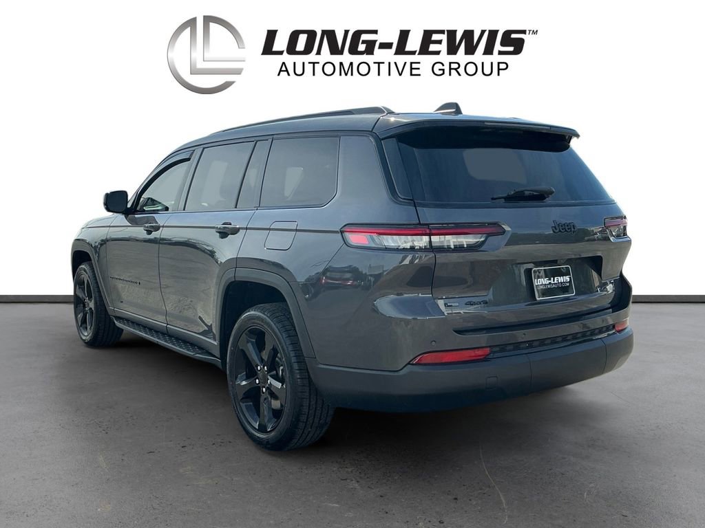 Used 2022 Jeep Grand Cherokee L Laredo AWD/4WD image 4