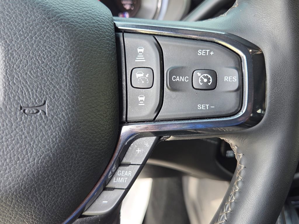 Used 2024 RAM 3500 Limited image 23