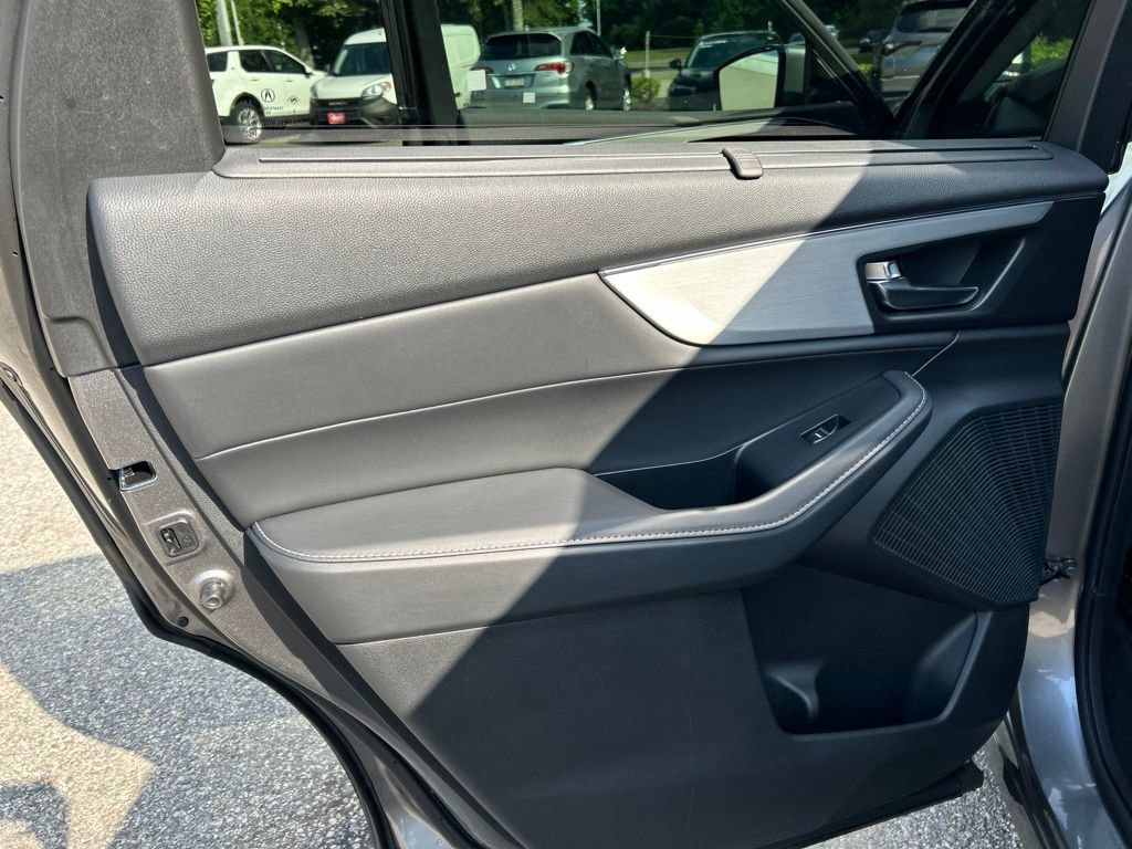 Used 2024 Acura MDX SH-AWD w/ Technology Package image 20