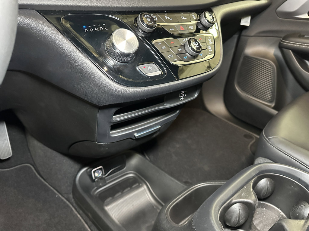 New 2026 Chrysler Voyager LX FWD image 35