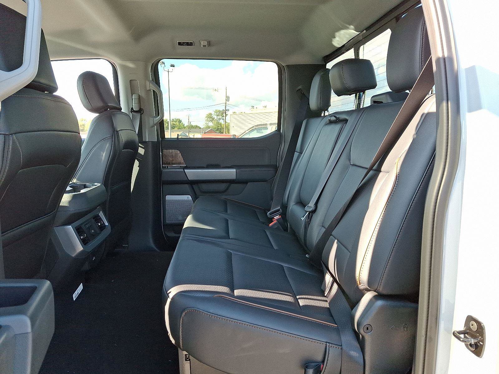 New 2026 Ford F250 Lariat w/ Lariat Premium Package image 6