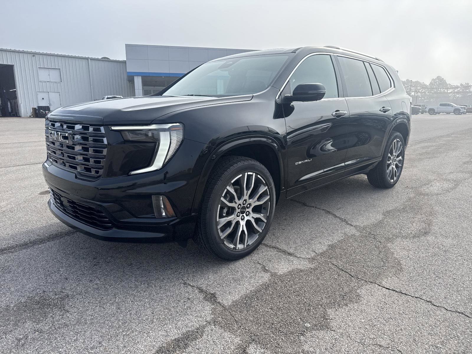 New 2026 GMC Acadia Denali Ultimate w/ LPO, Floor Liner Package FWD image 1