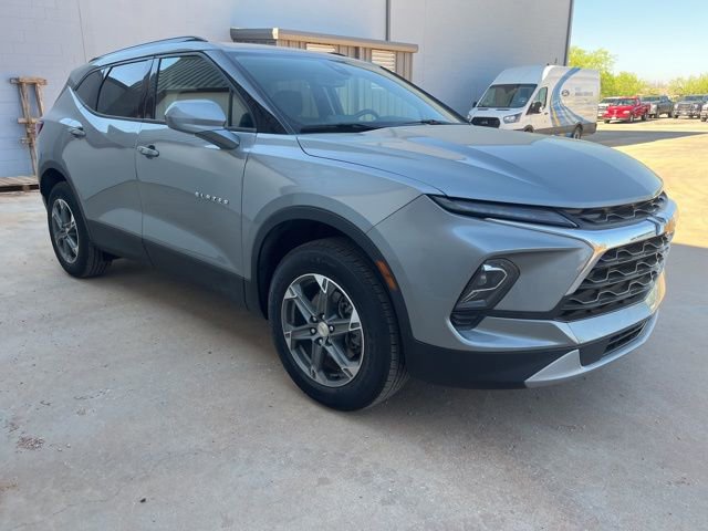 Used 2024 Chevrolet Blazer LT w/ Convenience Package image 3