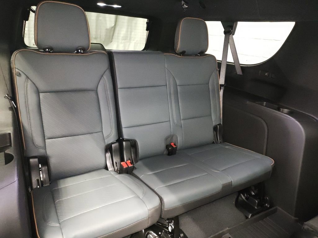 New 2026 GMC Yukon XL AT4 w/ AT4 Premium Plus Package image 14