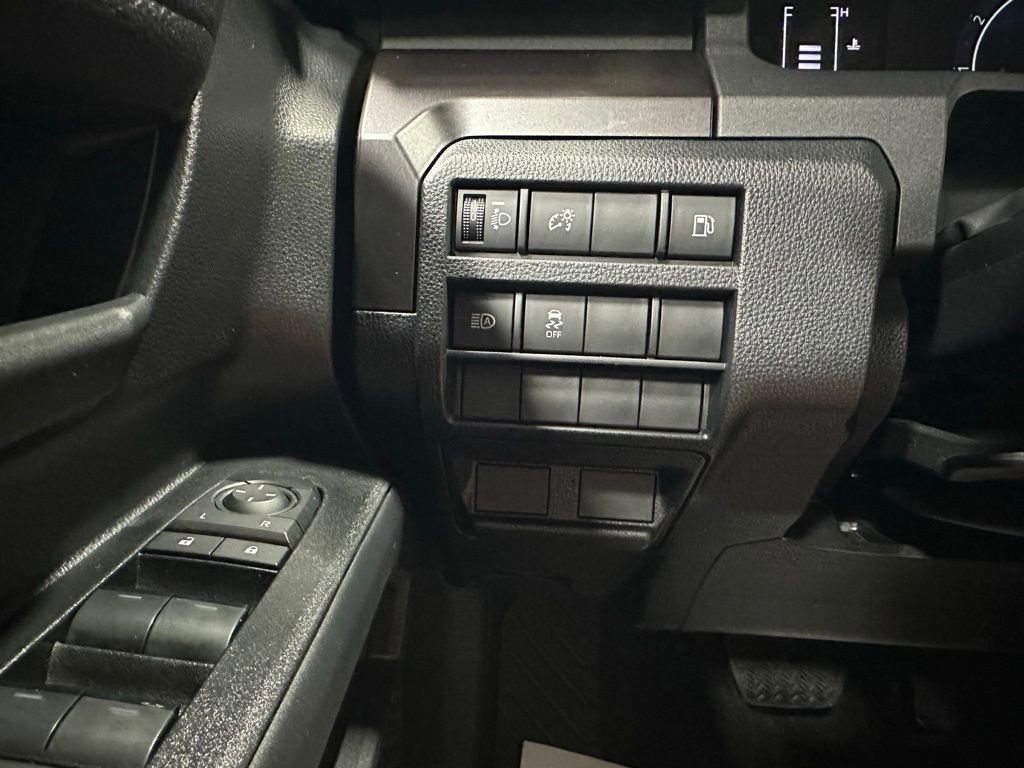 Used 2025 Toyota 4Runner SR5 image 17