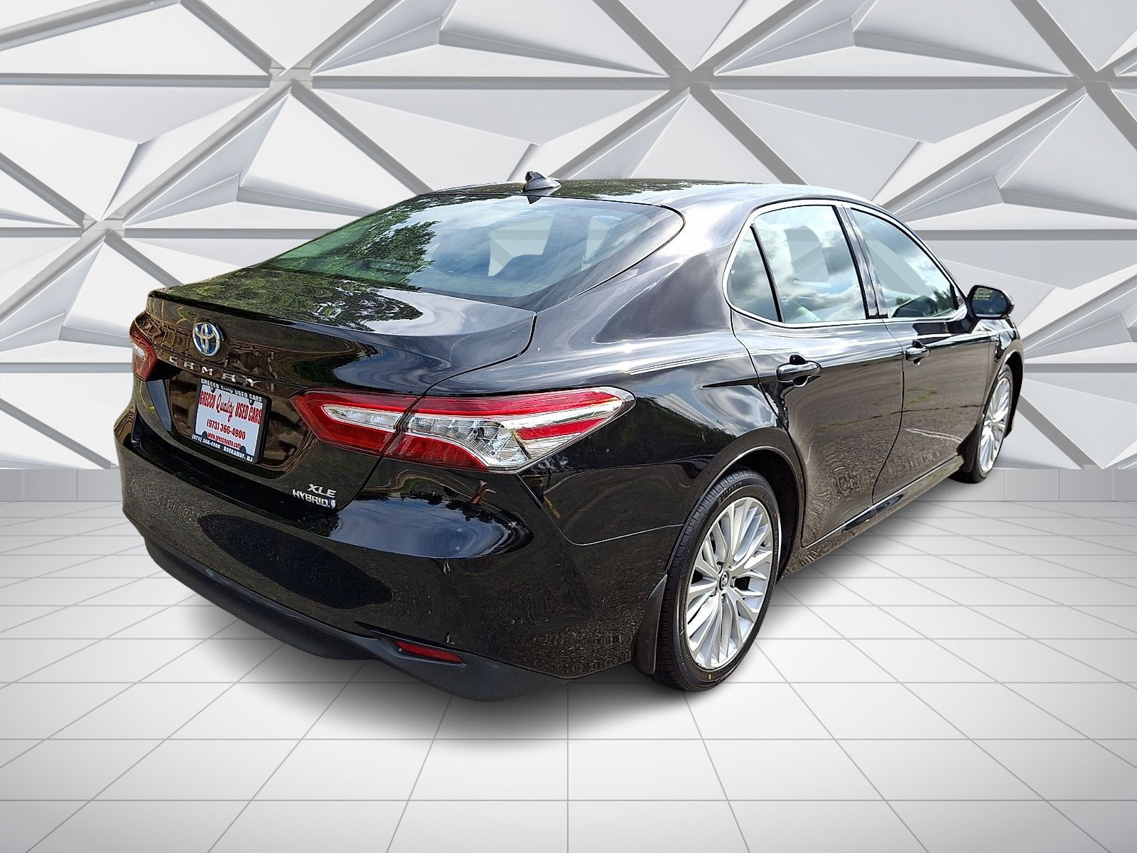 Used 2020 Toyota Camry XLE FWD image 10