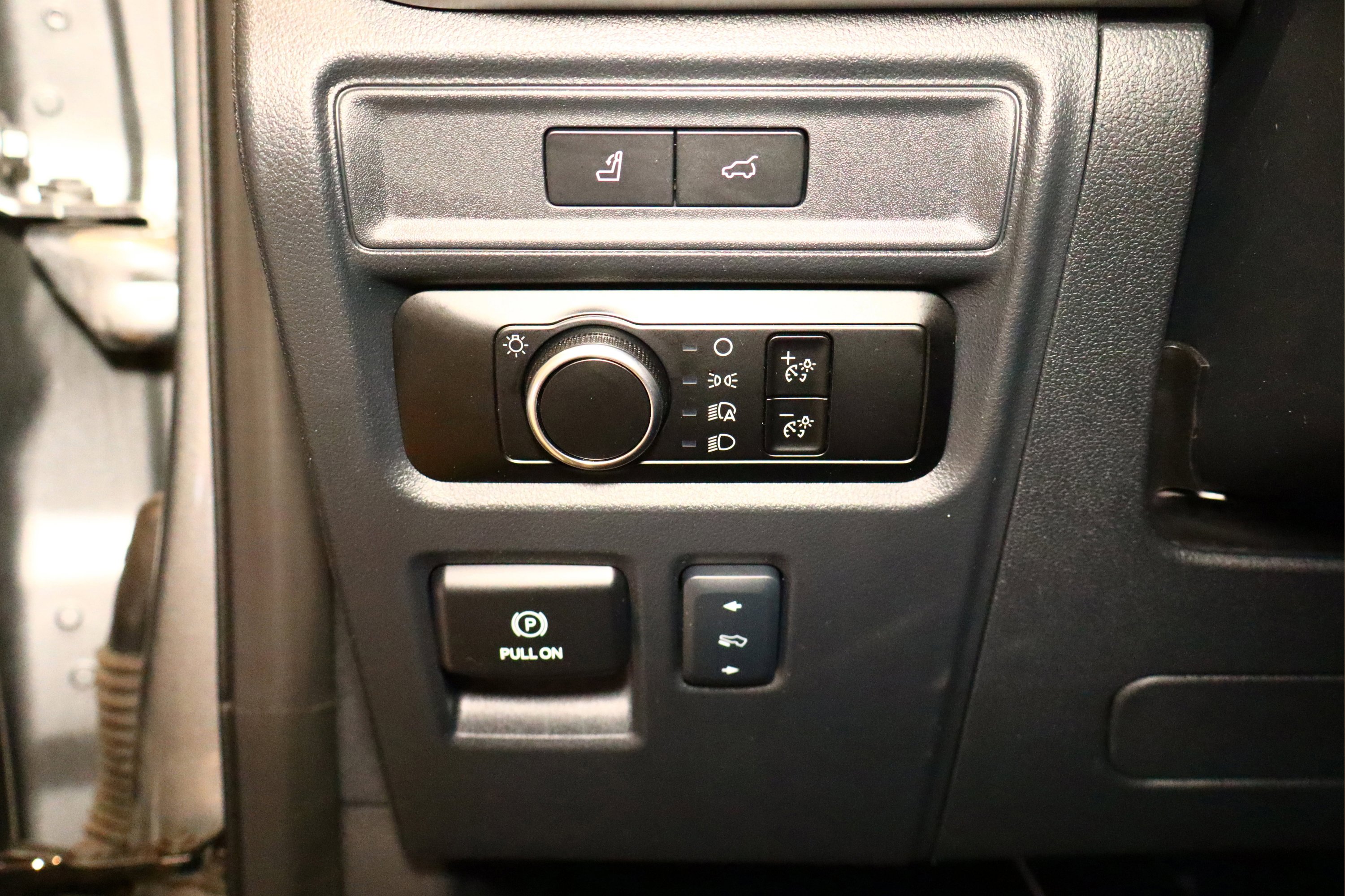 Used 2024 Ford Expedition XLT image 45