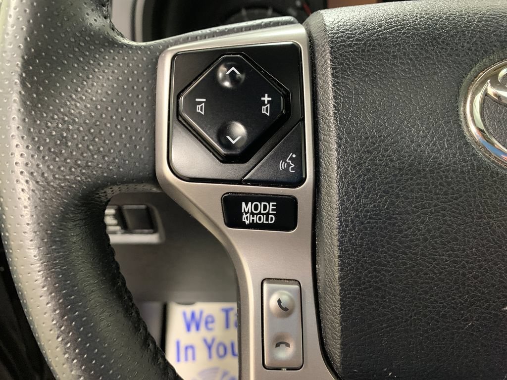 Used 2020 Toyota 4Runner SR5 Premium w/ Moonroof Package AWD/4WD image 11