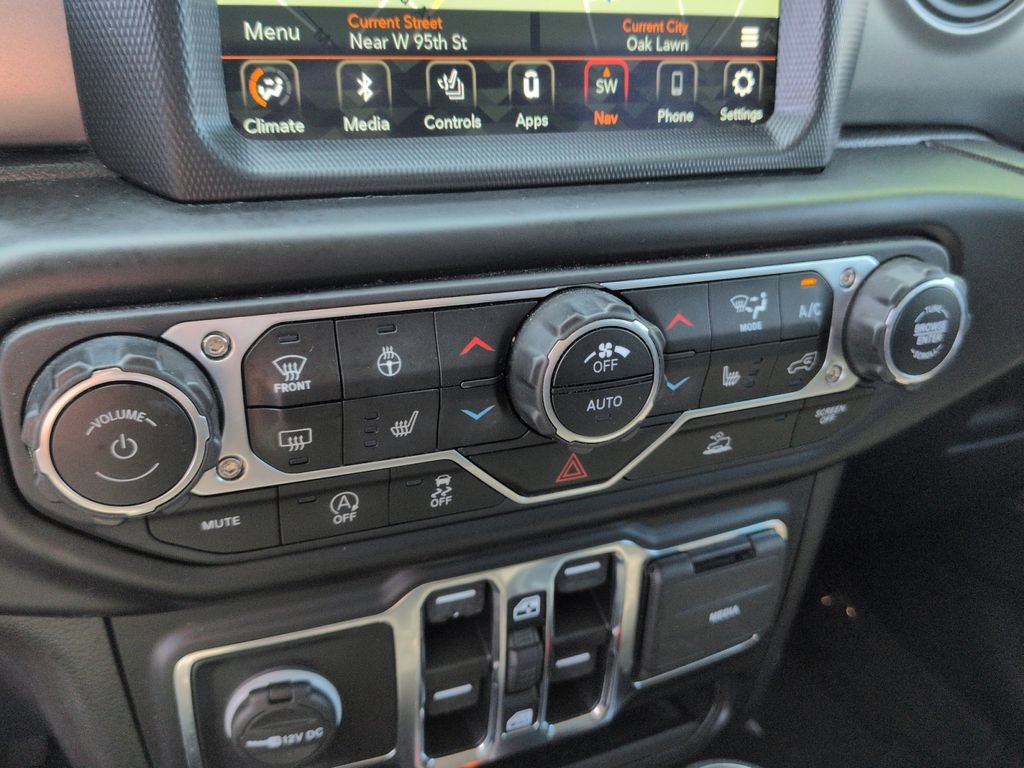Used 2022 Jeep Wrangler Unlimited Sport AWD/4WD image 16