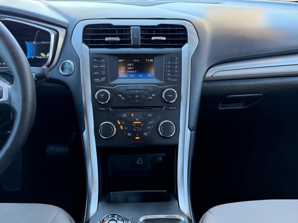 Used 2017 Ford Fusion S image 25