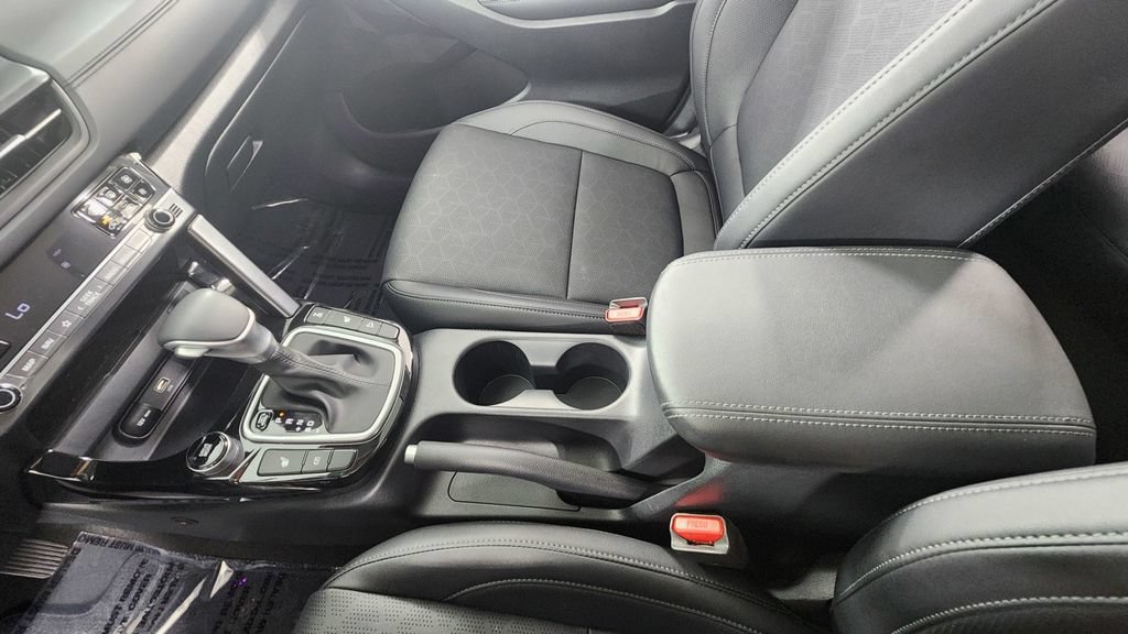 Used 2024 Kia Seltos EX AWD/4WD image 30