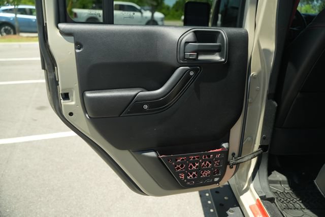 Used 2017 Jeep Wrangler Unlimited Rubicon AWD/4WD image 17
