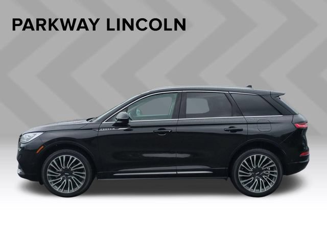 Used 2022 Lincoln Corsair Reserve w/ Equipment Group 201A AWD/4WD image 2