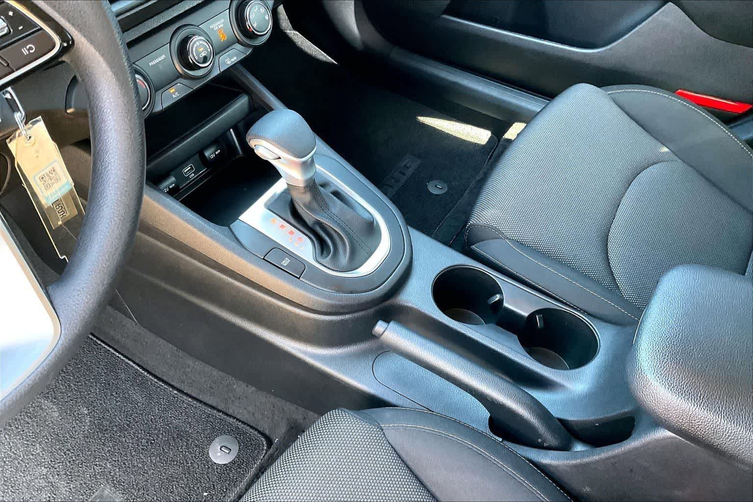 Certified 2023 Kia Forte LXS w/ LXS Technology Package FWD image 14