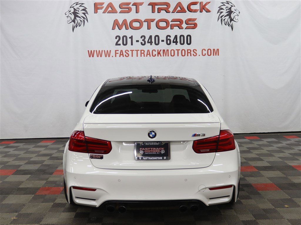 Used 2016 BMW M3 image 5