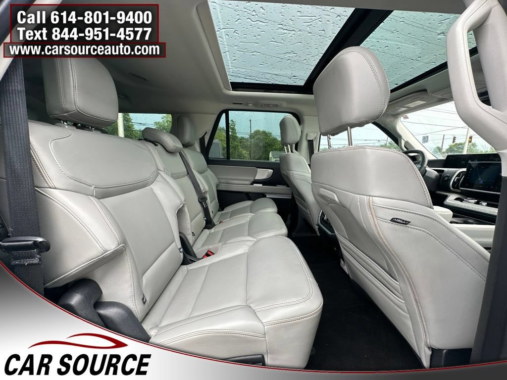 Used 2025 Ford Expedition Max Active AWD/4WD image 31