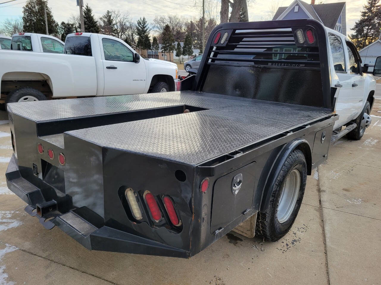 Used 2013 Chevrolet Silverado 3500 W/T w/ Skid Plate Package image 3