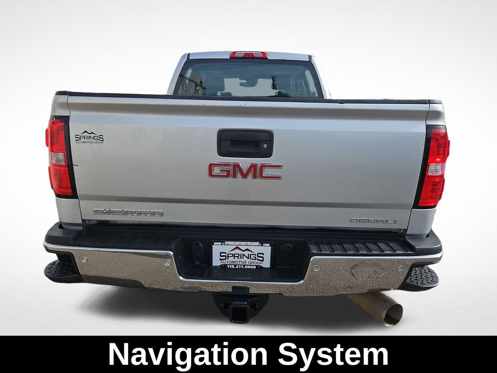 Used 2018 GMC Sierra 2500 Denali w/ Duramax Plus Package AWD/4WD image 5