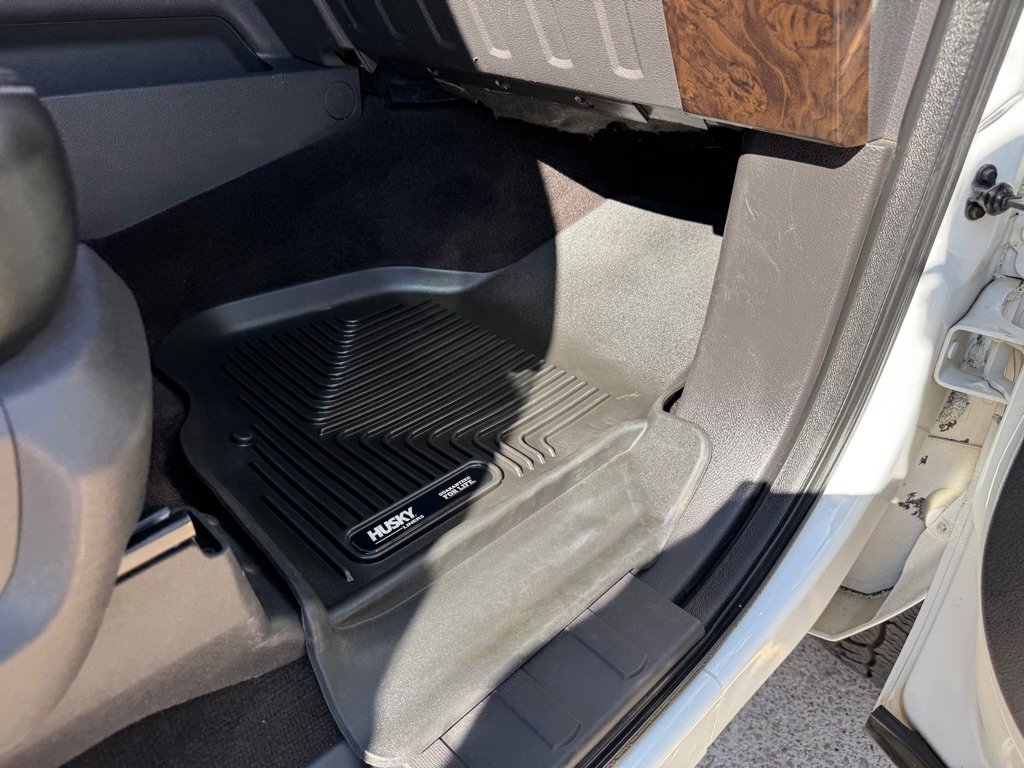 Used 2016 Ford F250 Lariat w/ Lariat Ultimate Package AWD/4WD image 29