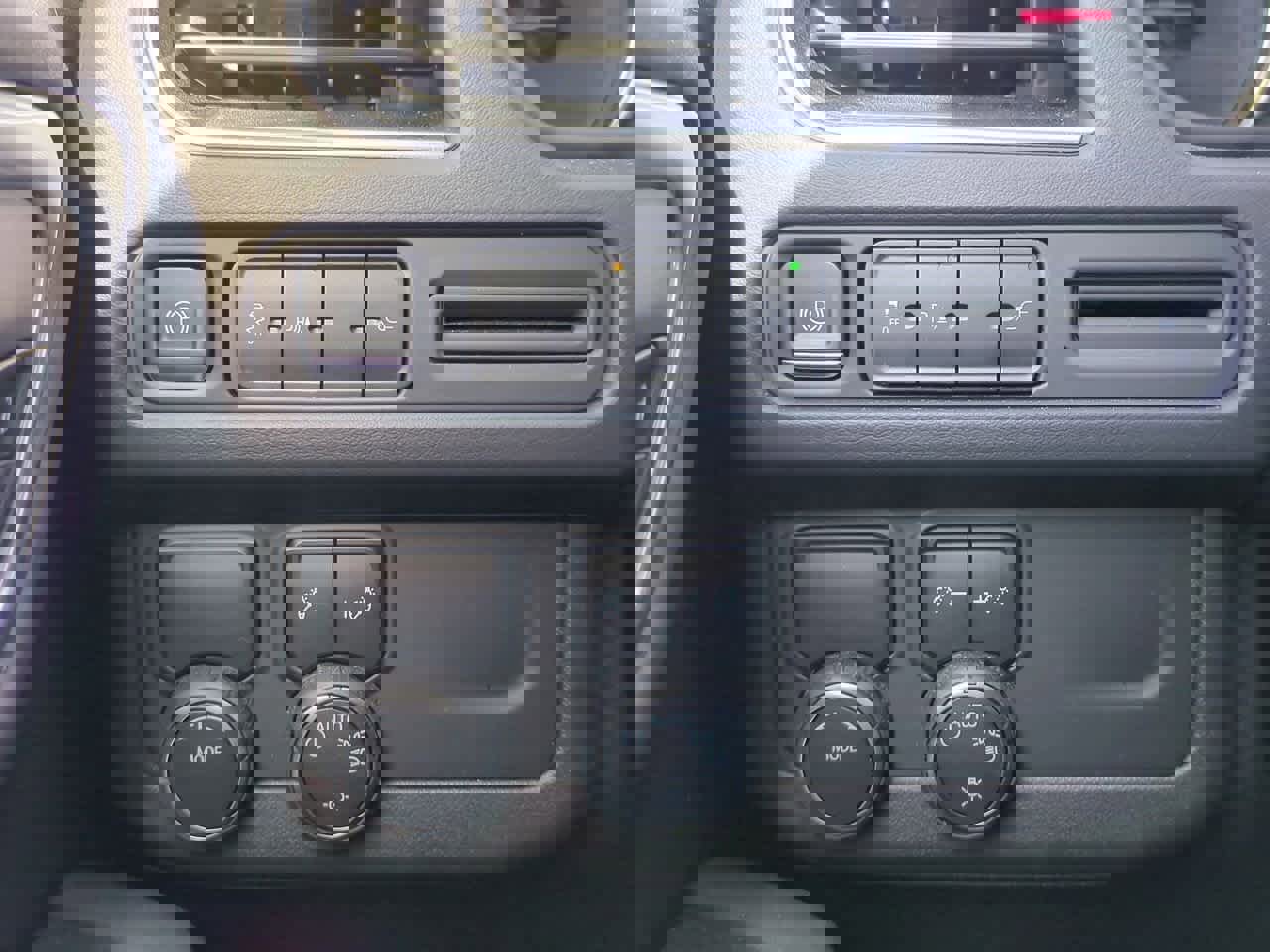 Used 2021 Chevrolet Suburban RST image 18