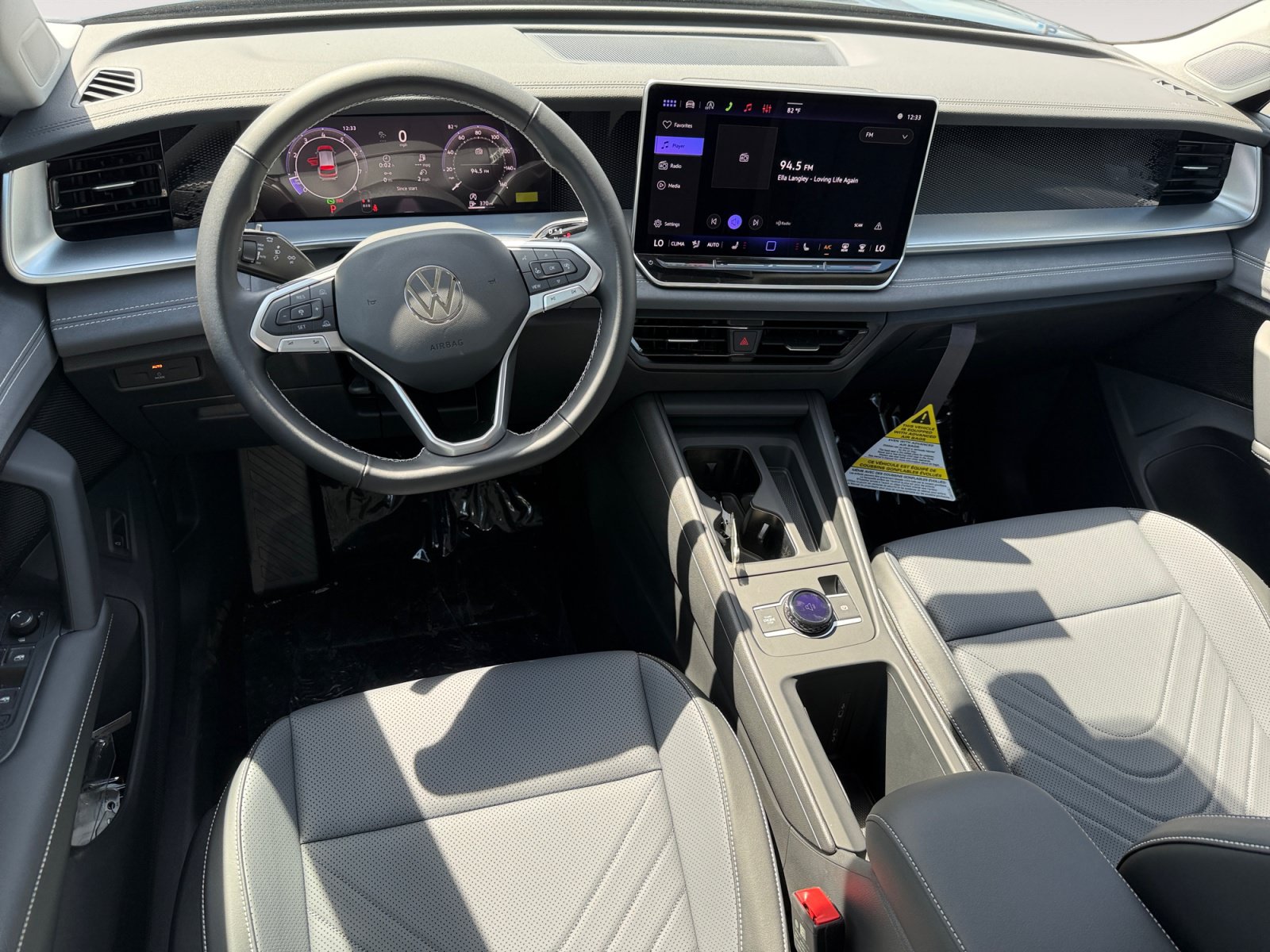 New 2026 Volkswagen Tiguan SE FWD image 15