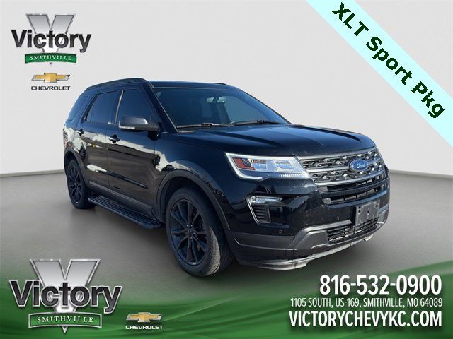 Used 2018 Ford Explorer XLT w/ Equipment Group 202A image 8