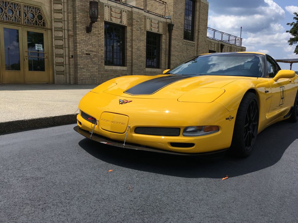 Used 2002 Chevrolet Corvette Z06 w/ Memory Pkg image 4